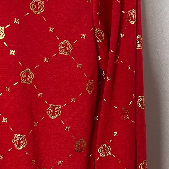 Drill Clothing - men’s red long sleeve metallic gold tiger print T-shirt - Picture 3 of 6